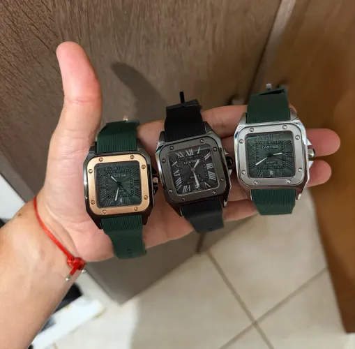 Cartier com pulseira de borracha 