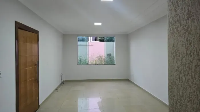 Casa para venda 150 metros quadrados com 3 quartos em Jardim Europa - Goiânia - GO