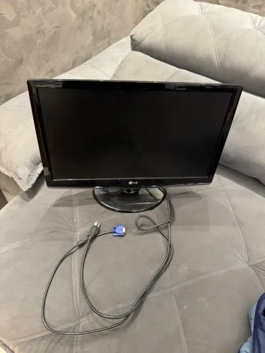Monitor LG Flatron 27 polegadas
