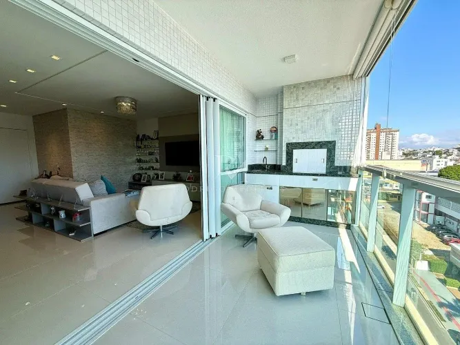 Apartamento de Alto Padrão à Venda no Estreito Florianópolis