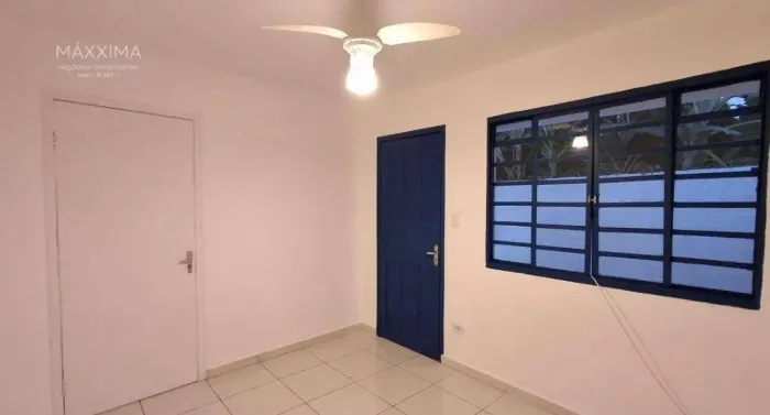 Casa com 1 dormitório para alugar, 100 m² por R$ 2.899,00/mês - Santa Maria - São Caetano
