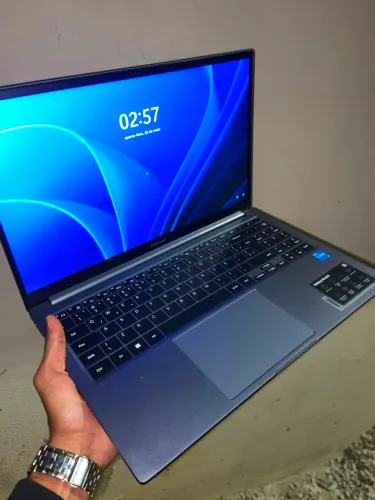 Samsung Galaxy Book4 IntelHome,S ,Full HD LED, 
