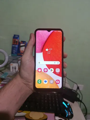 Samsung Galaxy A14 128 GB de armazenamento 4 GB de memória RAM