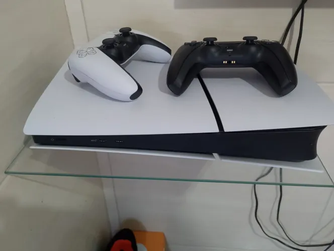 Ps5 desbloqueado novo destravado apenas 7 dias de uso 