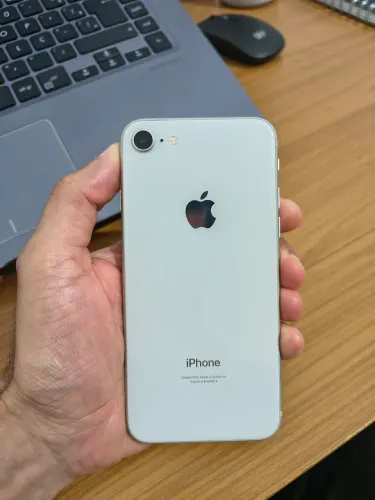 iPhone 8 64GB em perfeito estado