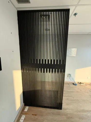 PAINEL RIPADO PRETO