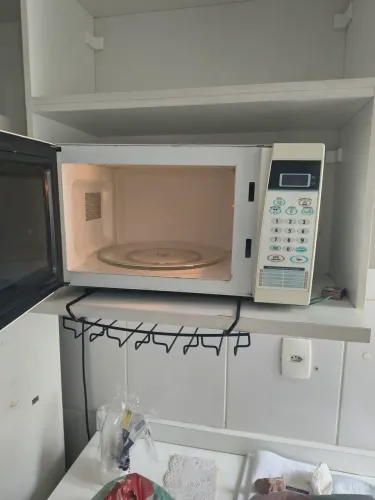 Microondas Panasonic branco 