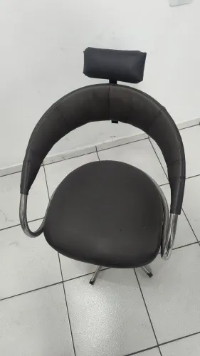 Cadeira para salão de cabeleireiro ou barbearia