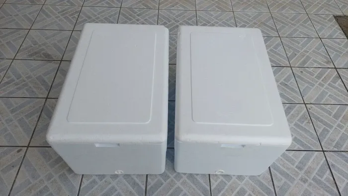 Caixas de isopor 65 litros