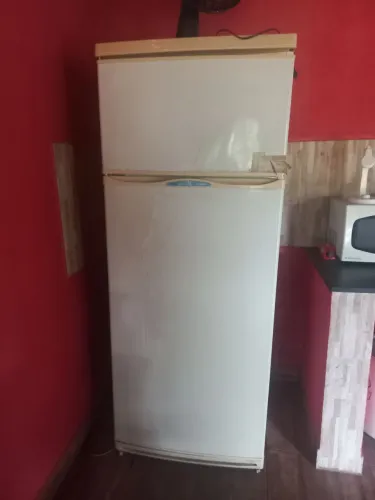 Vende se Geladeira