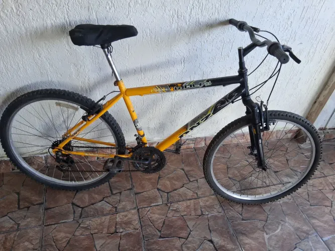 Bicicleta aro 26 so pegar e pedalar 98564.9666 baixei p vender