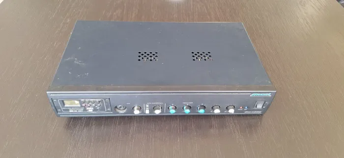 AMPLIFICADOR ONEAL OM4000