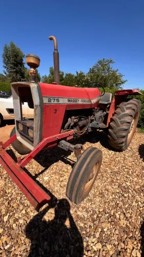 Trator Massey Ferguson MF 275 - 1983