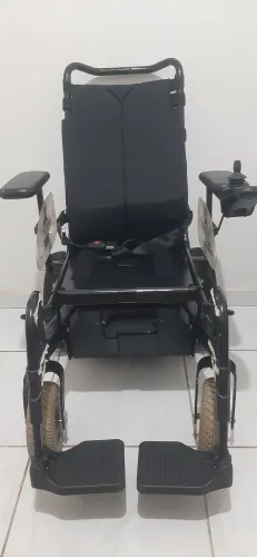 Cadeira motorizada OTTOBOCK B400