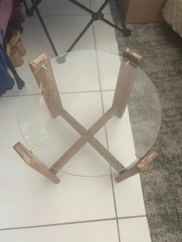 Mesa de canto ou centro com vidro e madeira originais