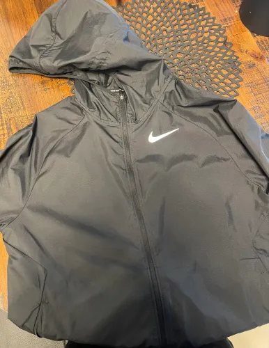 Corta vento Nike tamanho p