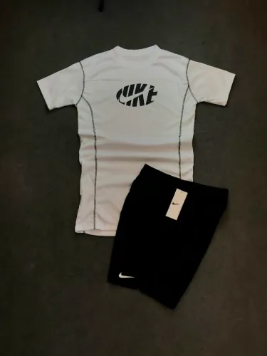 Kit NIKE Camisa Compressão Dri-fit + Short Dri-fit