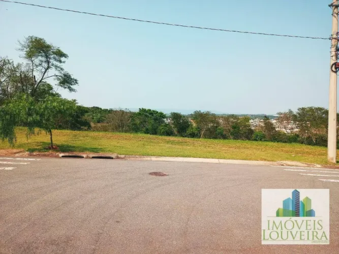 Terreno à venda, 635 m² por R$ 470.000,00 - Condomínio Santa Isabel - Louveira/SP