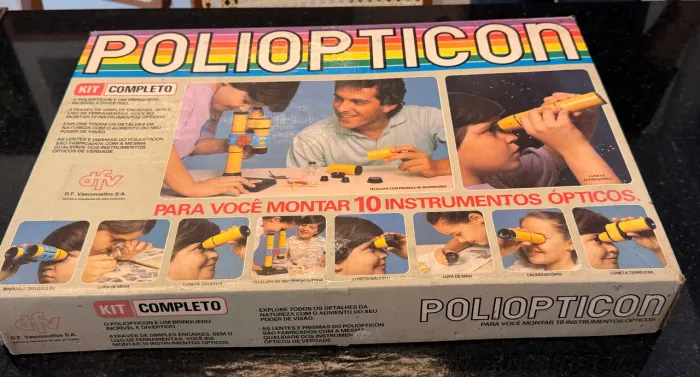 Poliopticon - brinquedo antigo para montar instrumentos ópticos