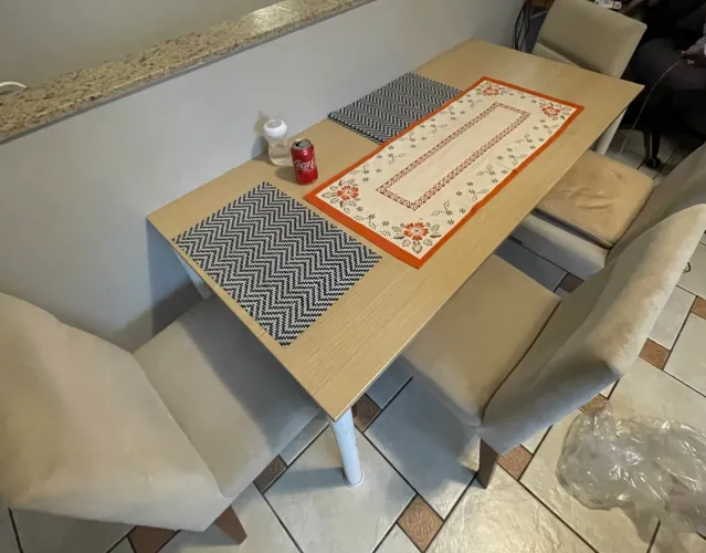 Mesa de jantar/escritorio usada