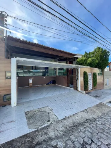 Excelente Casa no Condominio Eden Park na Av Abel Cabral - Muito bem Localizado 