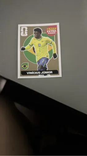 Carta Vinicius jr legend dourada 