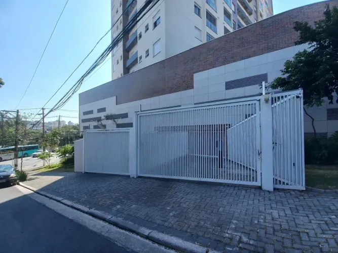Imóvel para venda possui 80 metros quadrados com 2 quartos em Umuarama - Osasco - SP