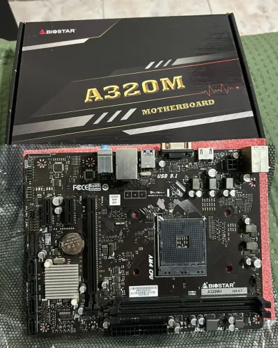 Ryzen 5 2400G + Placa Mãe A320M Biostar