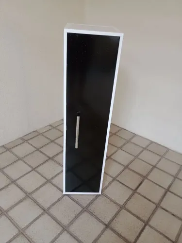 Vendo um armário multiuso 