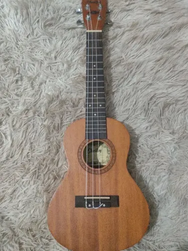 Ukulele acústico Shelby SU-23M STNT, Eagle