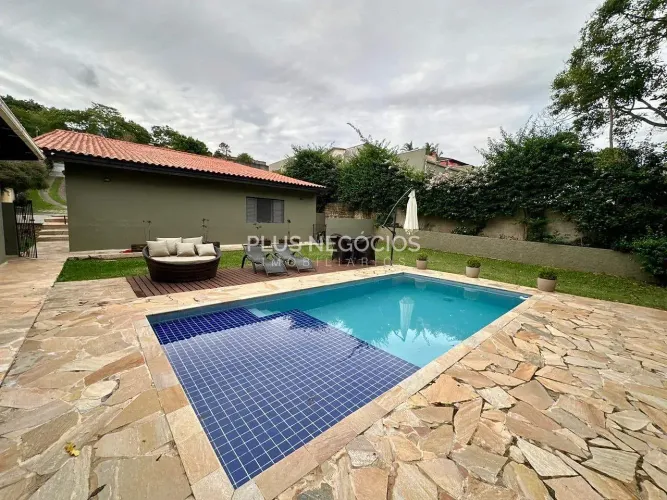 chácara em Piedade, piscina, área gourmet, lareira, proximo ao centro