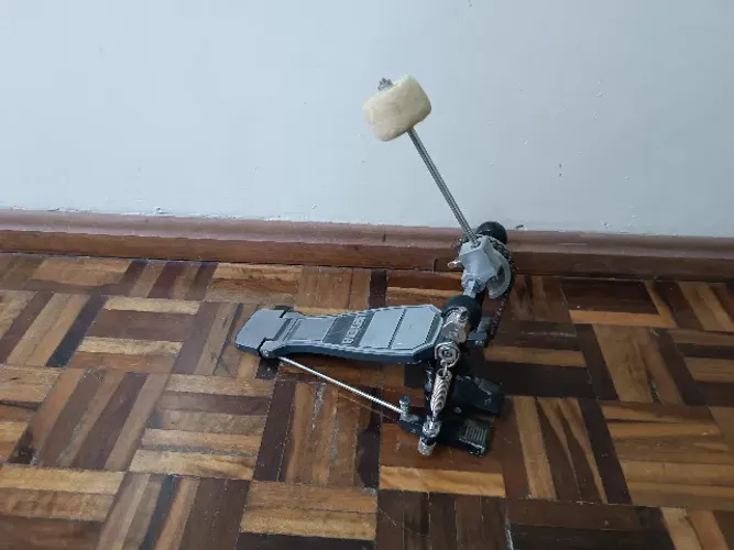 Pedal Legend Para Bateria com Batedor de Feltro