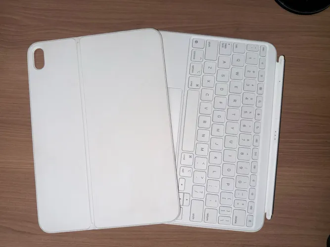 Teclado Magic Folio para IPAD (A16)