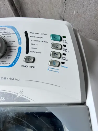 Máquina de lavar Eletrolux 10kg