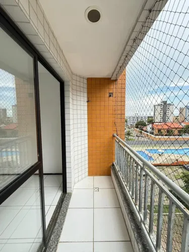 Imóvel para aluguel possui 57 metros quadrados com 2 quartos em Calhau - São Luís - MA