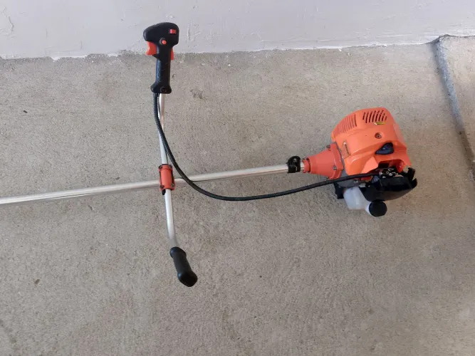 Roçadeira Nakasaki 63cc Profissional NK630AT Muito Conservada