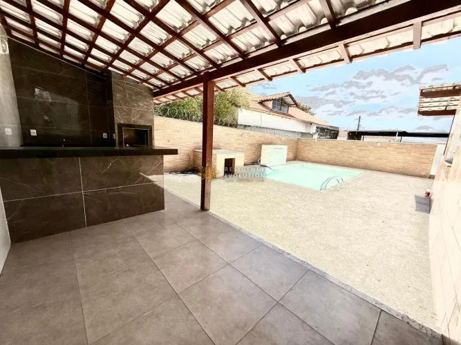 Linda Casa Duplex em Reforma À Venda