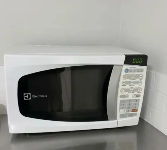 Micro-ondas Electrolux mt30 20L