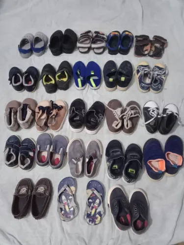 Roupas e calcados infantis para menino de até 3 anos