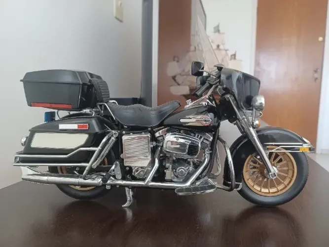 Miniatura Moto Harley Davidson