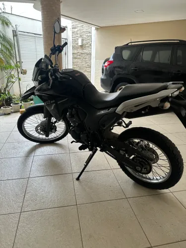 XTZ Lander 250 2022 para sair logo