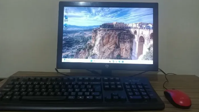 Computador eyring i7 1260p, 8g ddr4 fatality, fonte 500w cibernetcs.