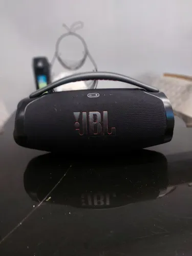 Bombox 3