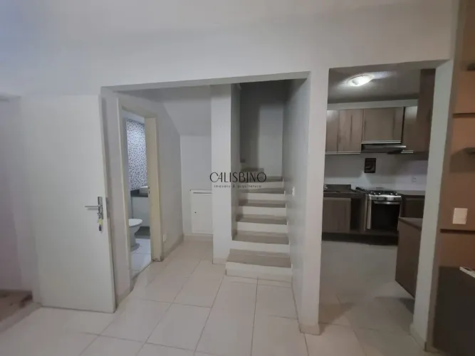 SOBRADO À VENDA NA ZONA SUL, CONDOMINIO TOTAL VILLE 1, COM MÓVEIS PLANEJADO.