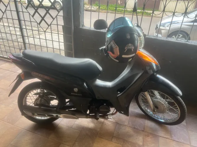 Moto biz para sair da pernada 