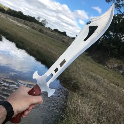 Facão tático medieval