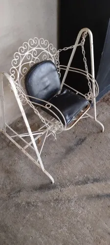 Balanço antigo  de criança