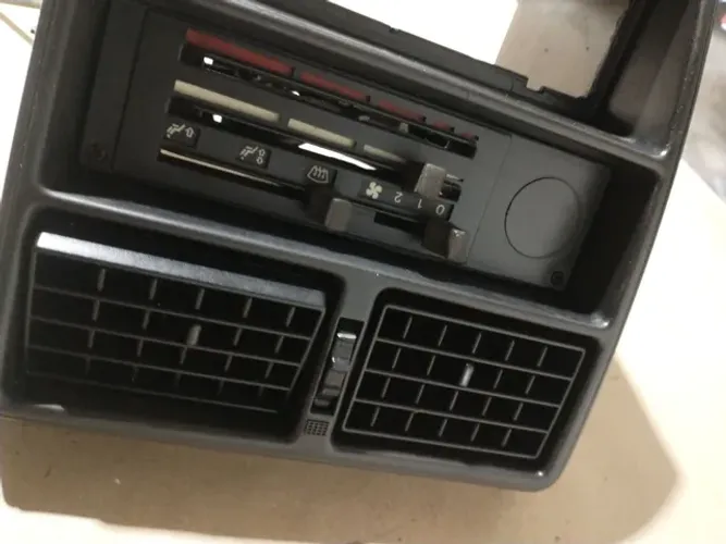 Comando moldura  central Fiat/uno antigo