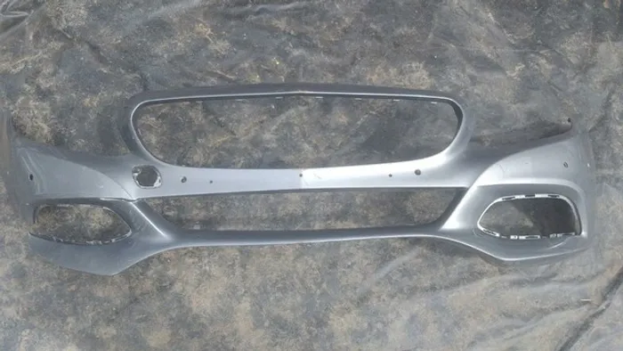 Parachoque Dianteiro Mercedes C180 2015/2018 Cinza c detalhe