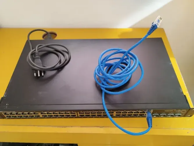 Suitch DELL POWERCONNECT 2848 - 48 P - EXCELENTE ESTADO